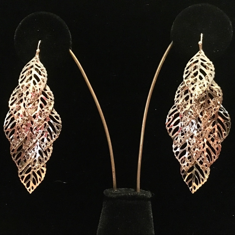 3/30 Gold Leaf Filligree Layered Earrings